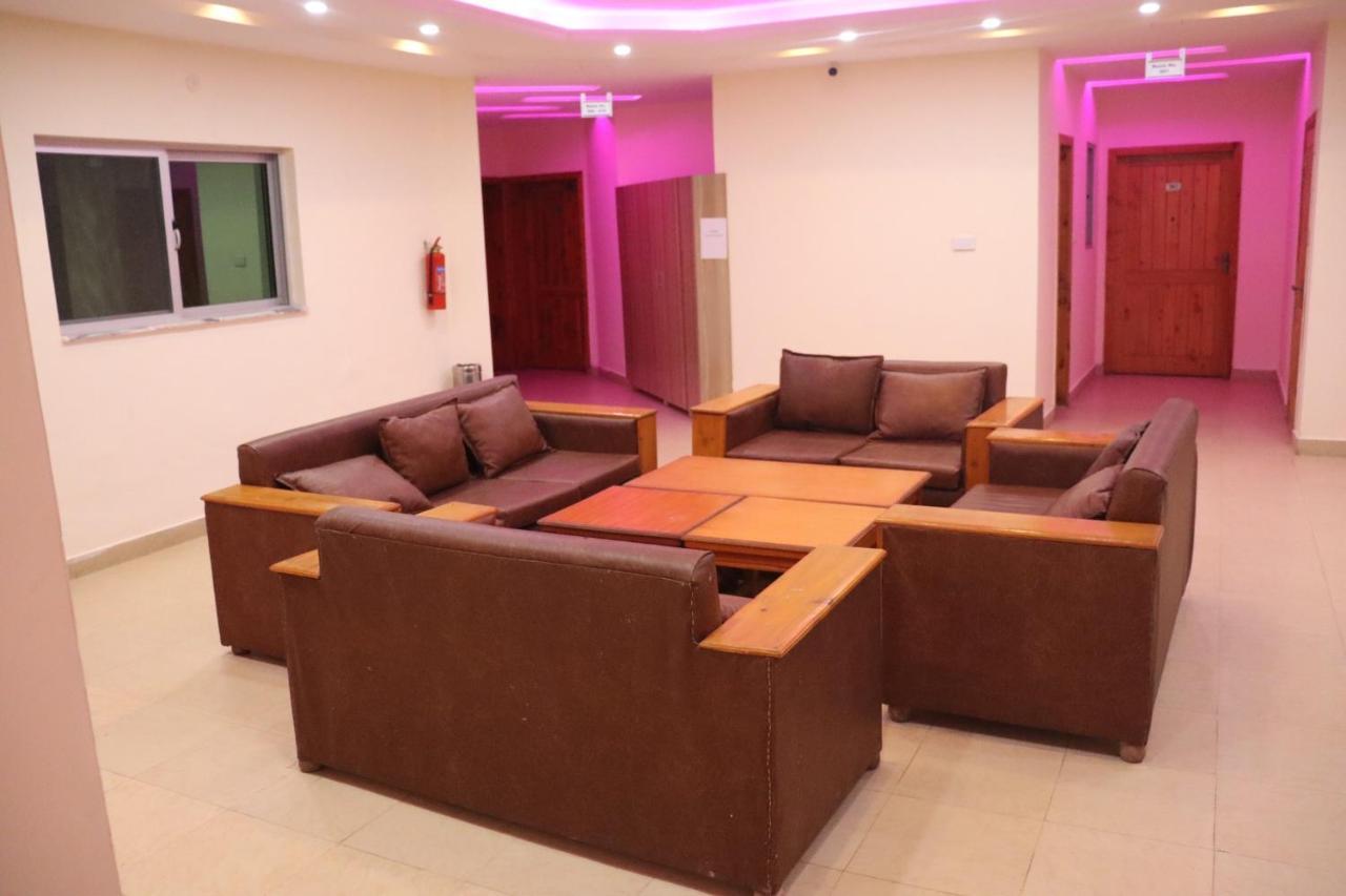 Hotel Al Azeem Ajubia Kültér fotó